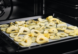 Electrolux EKK54950OW PlusSteam