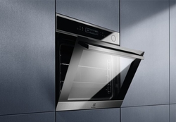 Electrolux EOC8P31X